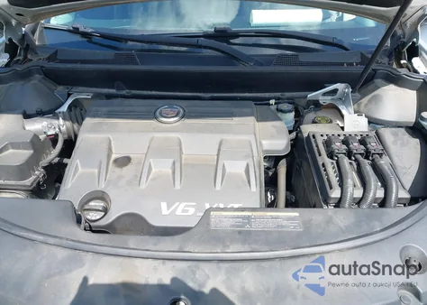 2016 Cadillac Srx Luxury Collection z USA, uszkodzony, nr VIN 3GYFNEE32GS572907